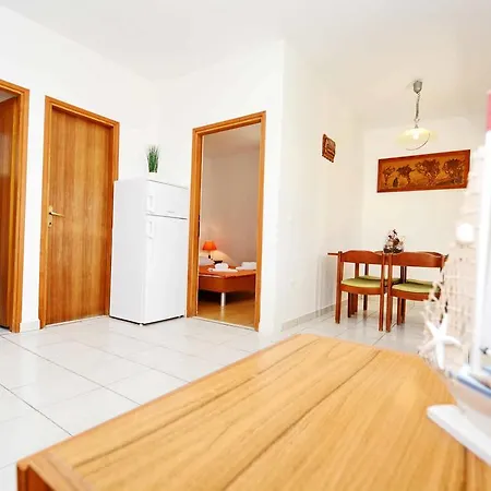 Ivan & Ivana Apartman *